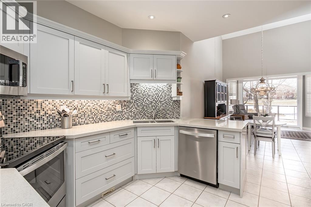 4138 Stonebridge Crescent, Burlington, Ontario  L7M 4N3 - Photo 17 - 40809175