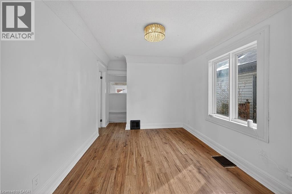 643 Upper Wellington Street, Hamilton, Ontario  L9A 3R2 - Photo 7 - 40808112