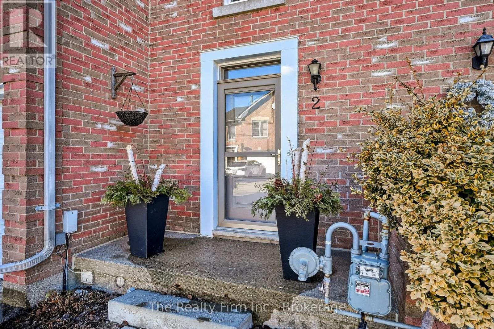 2 - 397 Springbank Avenue N, Woodstock, Ontario  N4T 1P8 - Photo 2 - X12847498