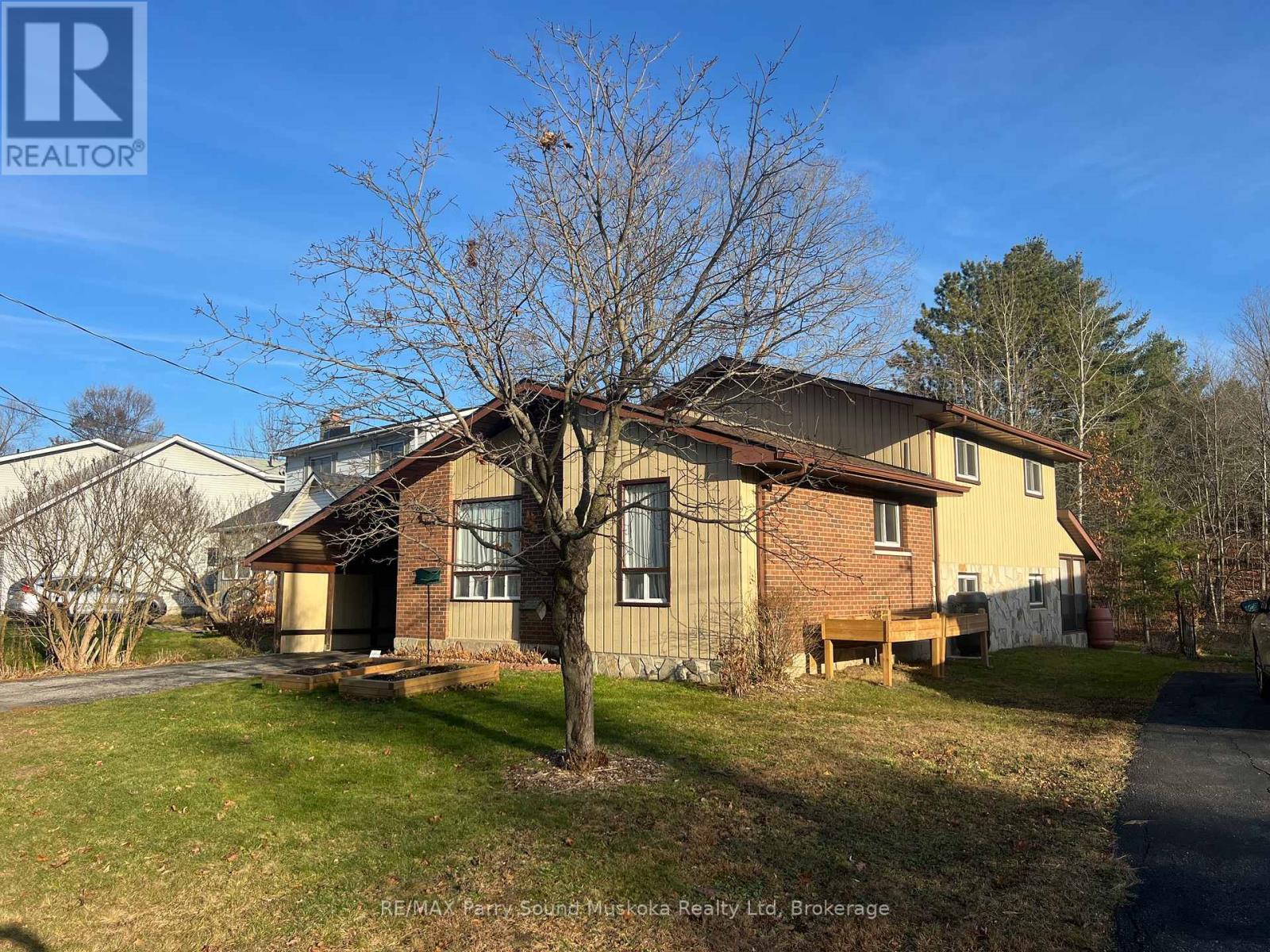 28 FOREST STREET, Parry Sound, Ontario