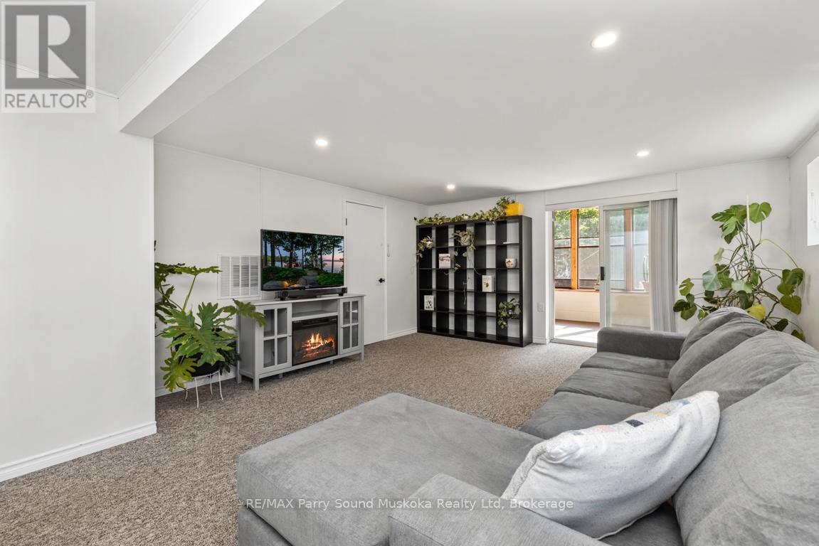 28 Forest Street, Parry Sound, Ontario  P2A 2P9 - Photo 18 - X12849086