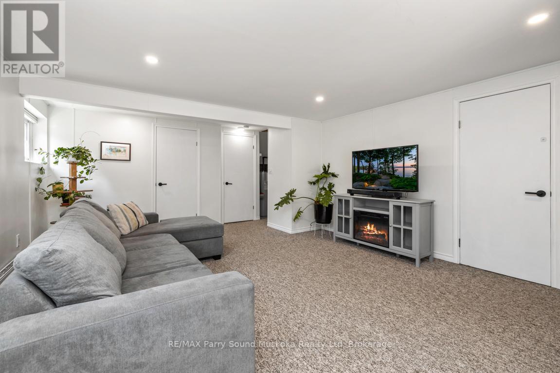 28 Forest Street, Parry Sound, Ontario  P2A 2P9 - Photo 19 - X12849086