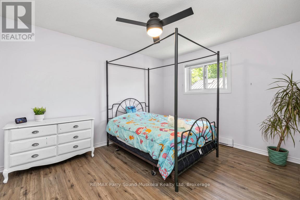 28 Forest Street, Parry Sound, Ontario  P2A 2P9 - Photo 27 - X12849086