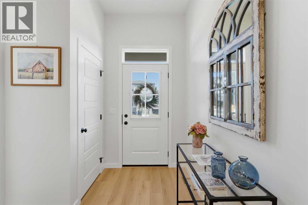 937 Reynolds Lane, Airdrie, Alberta  T4B 5L7 - Photo 4 - A2286736