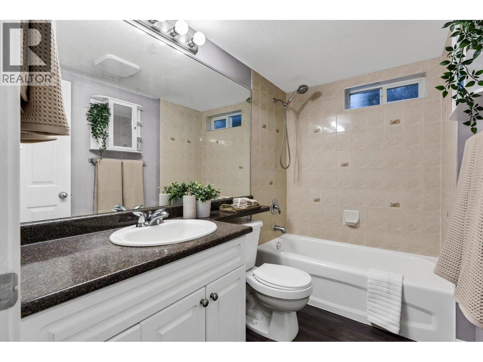 3028 Quadra Court, Coquitlam, British Columbia  V3B 5X6 - Photo 37 - R3096200