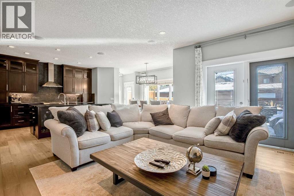 3040 28 Street Sw, Calgary, Alberta  T3E 2J5 - Photo 13 - A2290574