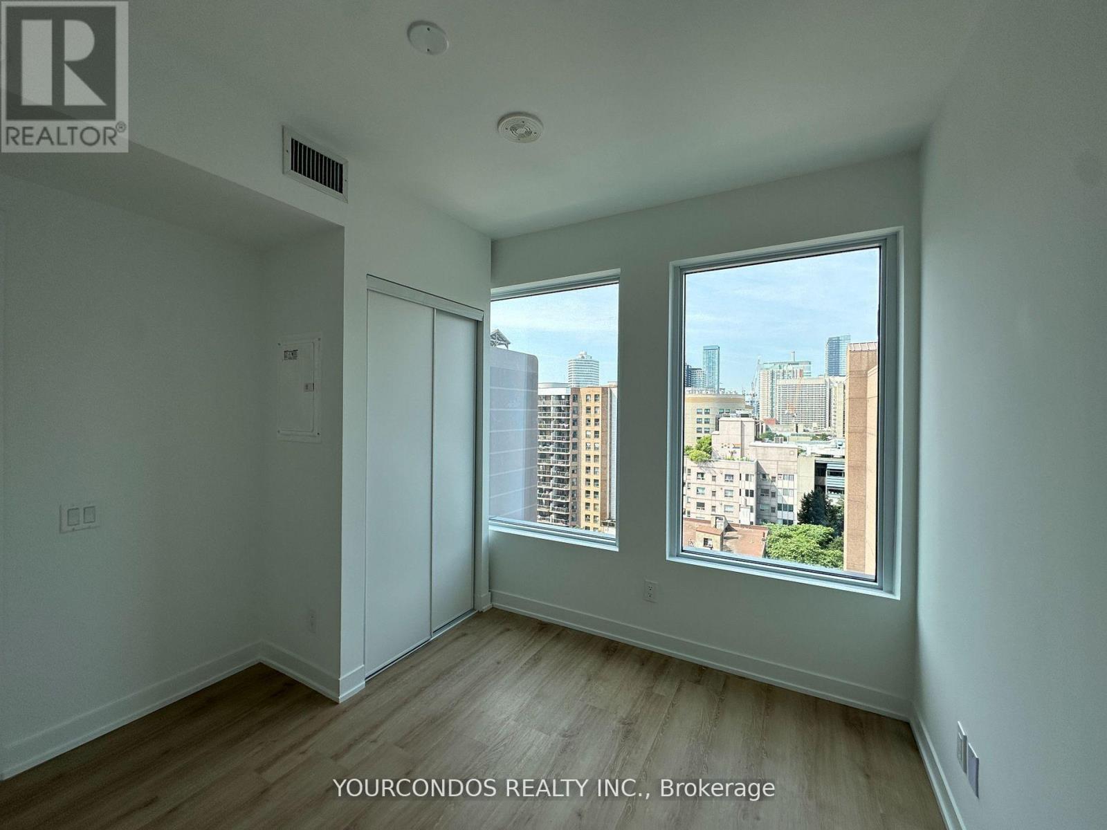 1105 - 319 Jarvis Street, Toronto, Ontario  M5B 0C8 - Photo 7 - C12849112