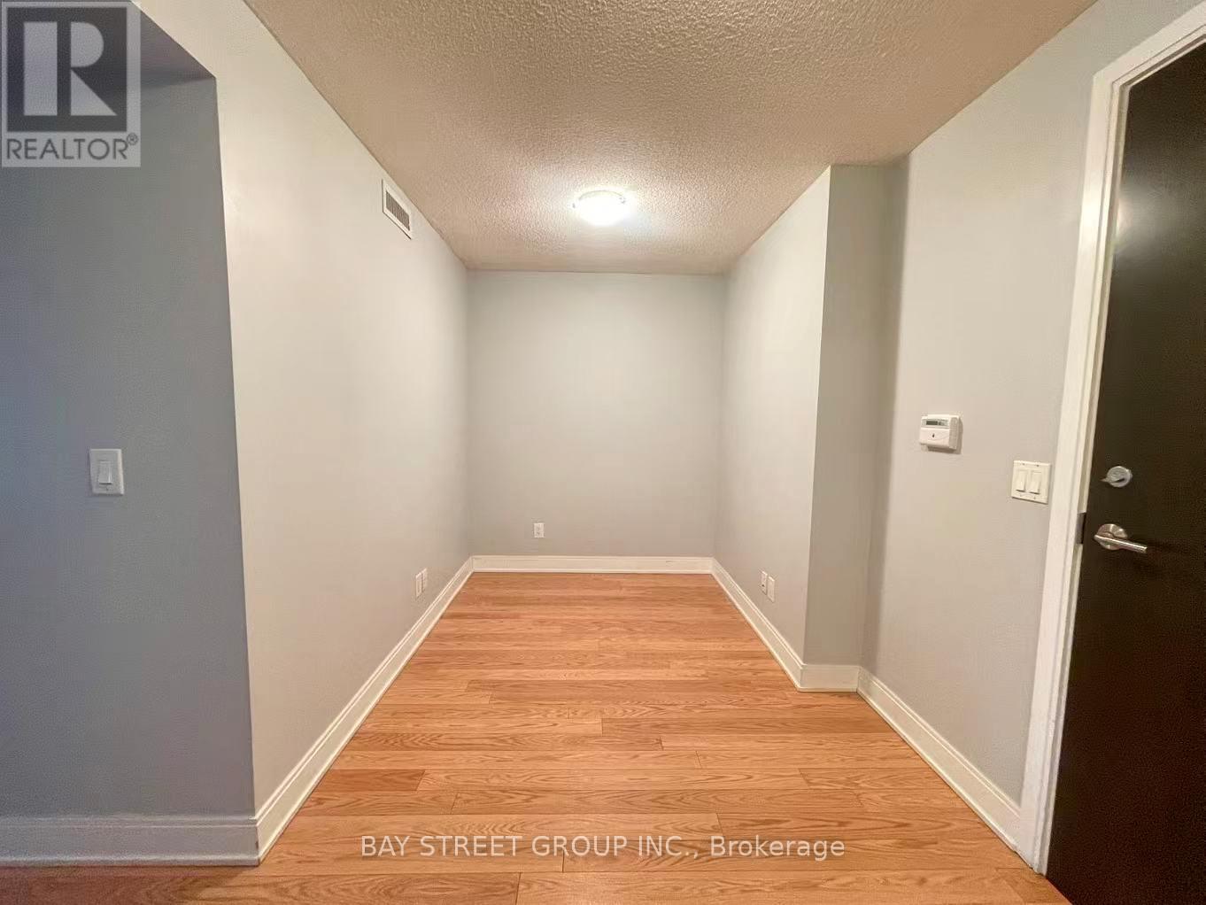 2102 - 125 Village Green Square, Toronto, Ontario  M1S 0G3 - Photo 10 - E12849118