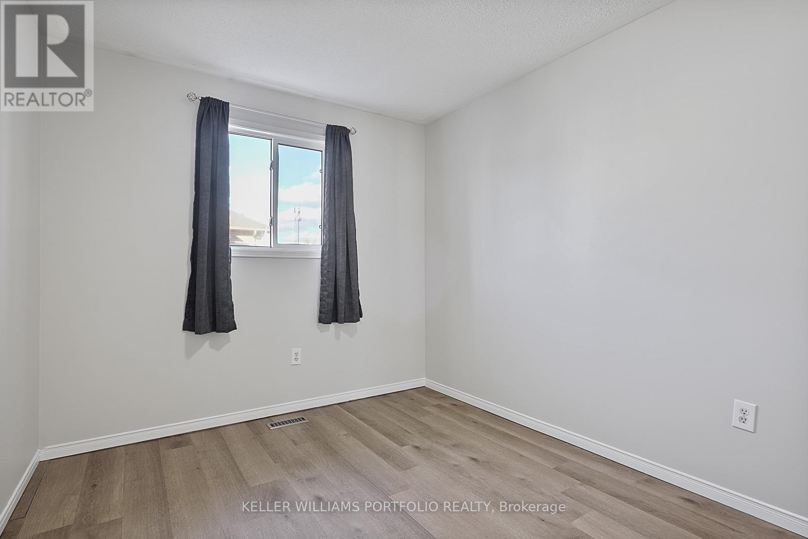 334 Sparrow Circle, Pickering, Ontario  L1V 6Y3 - Photo 28 - E12849134