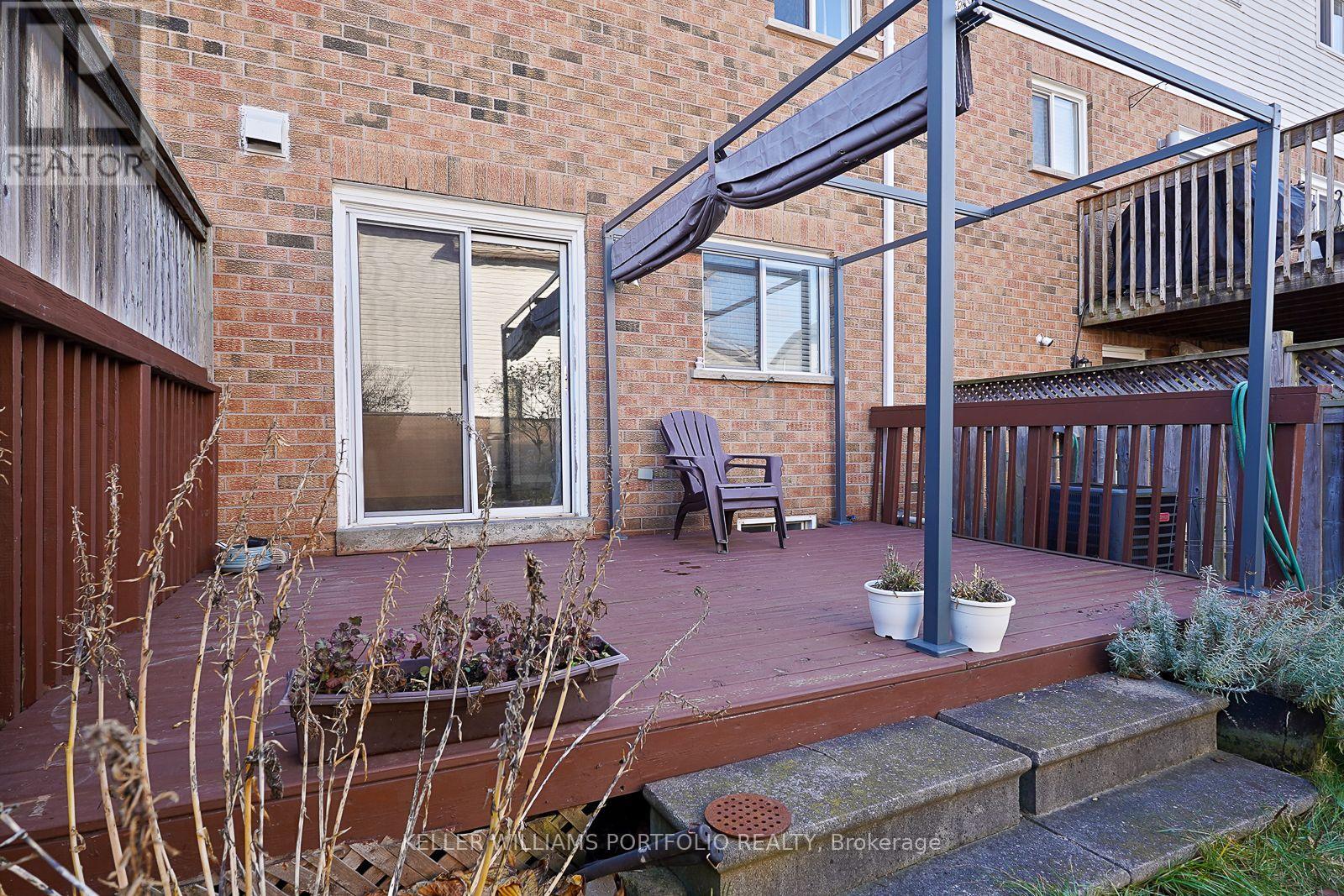 334 Sparrow Circle, Pickering, Ontario  L1V 6Y3 - Photo 43 - E12849134