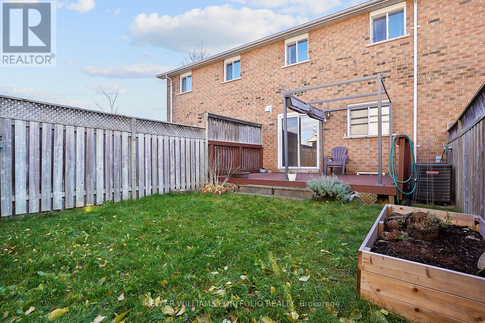 334 Sparrow Circle, Pickering, Ontario  L1V 6Y3 - Photo 46 - E12849134