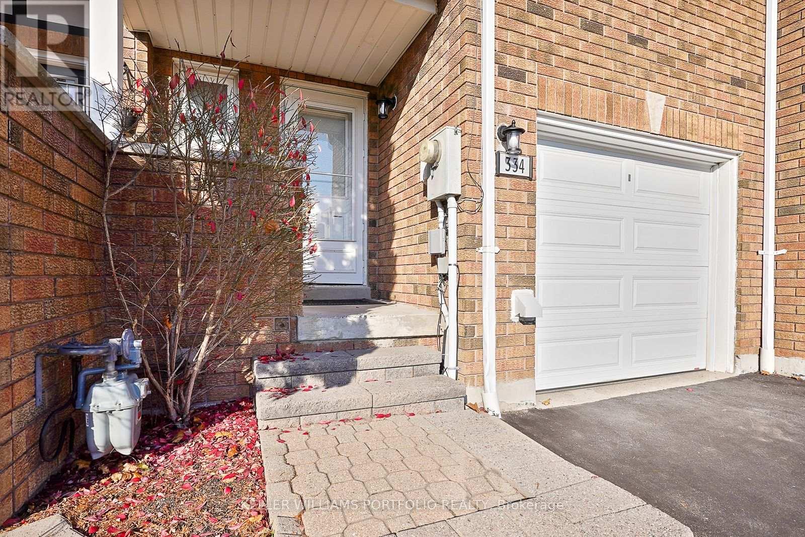 334 Sparrow Circle, Pickering, Ontario  L1V 6Y3 - Photo 5 - E12849134