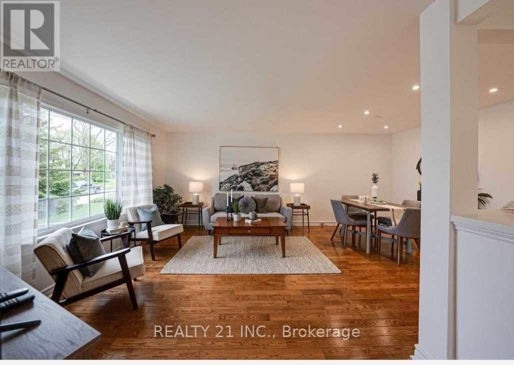 812 Sanok Drive, Pickering (West Shore), Ontario  L1W 2P9 - Photo 7 - E12849150