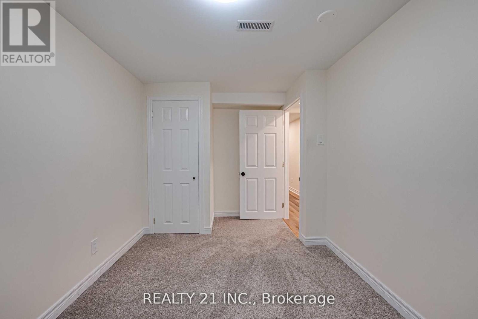 Basement - 812 Sanok Drive, Pickering, Ontario  L1W 2P9 - Photo 4 - E12849168