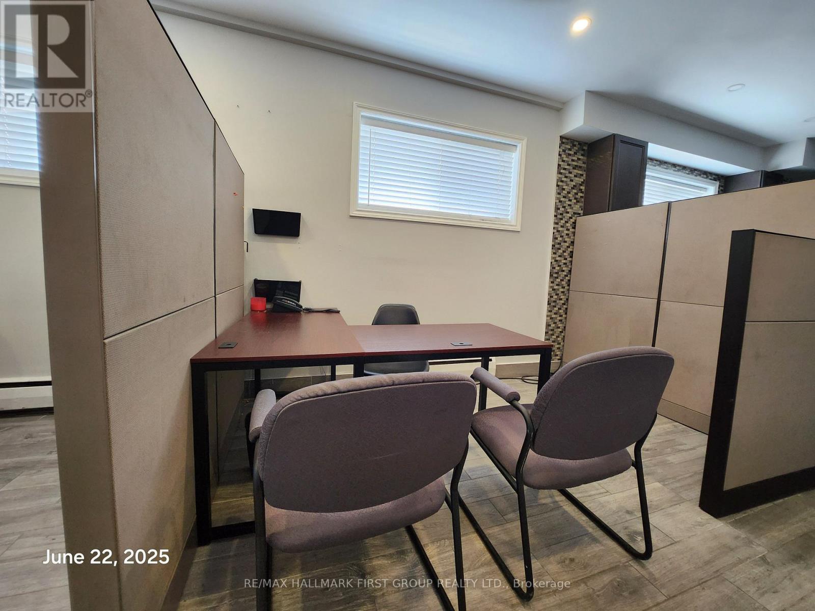 1400 Dundas Street E, Whitby, Ontario  L1N 2K7 - Photo 8 - E12849178