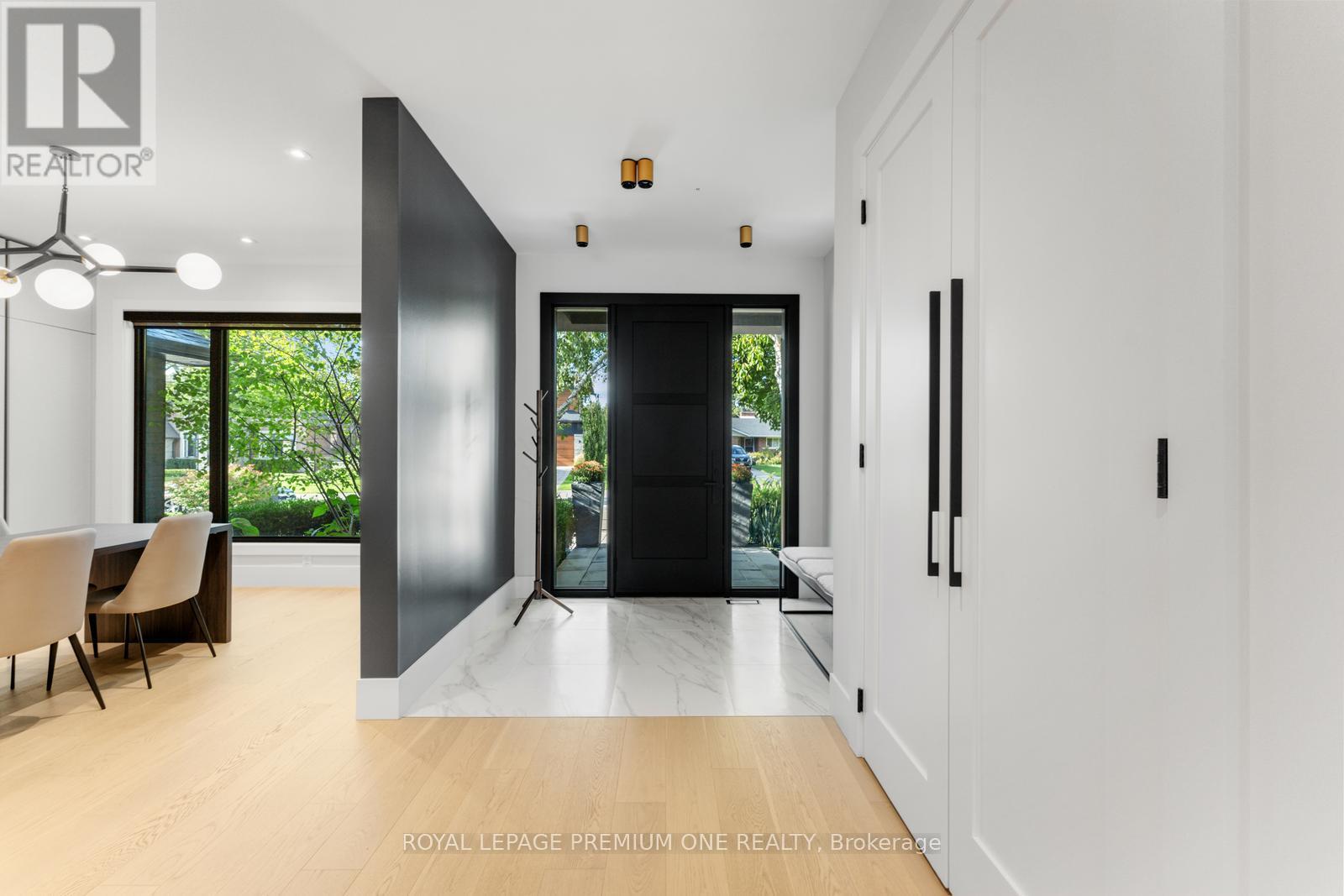 49 Norman Drive, King (King City), Ontario  L7B 1J2 - Photo 10 - N12849098