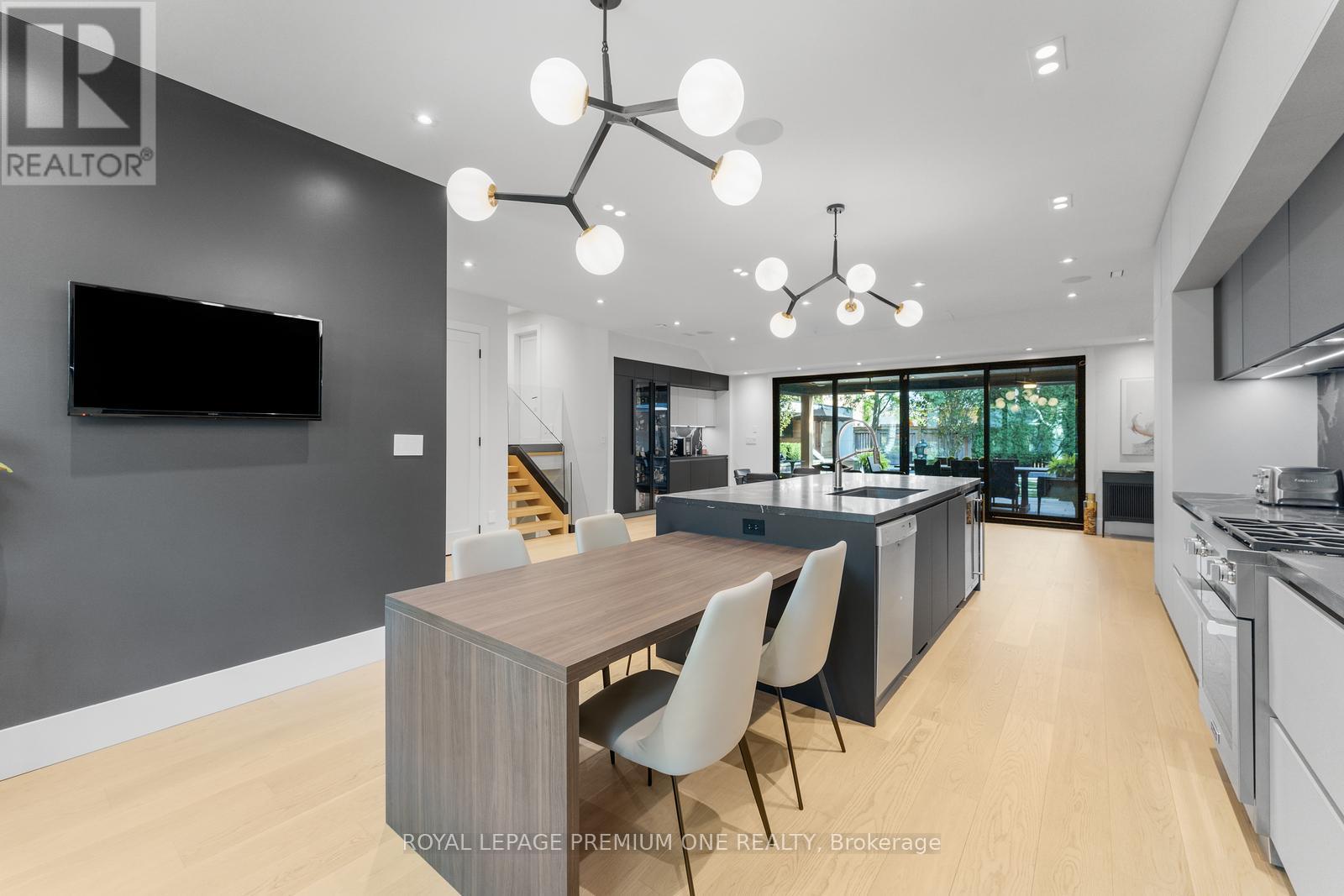 49 Norman Drive, King (King City), Ontario  L7B 1J2 - Photo 16 - N12849098