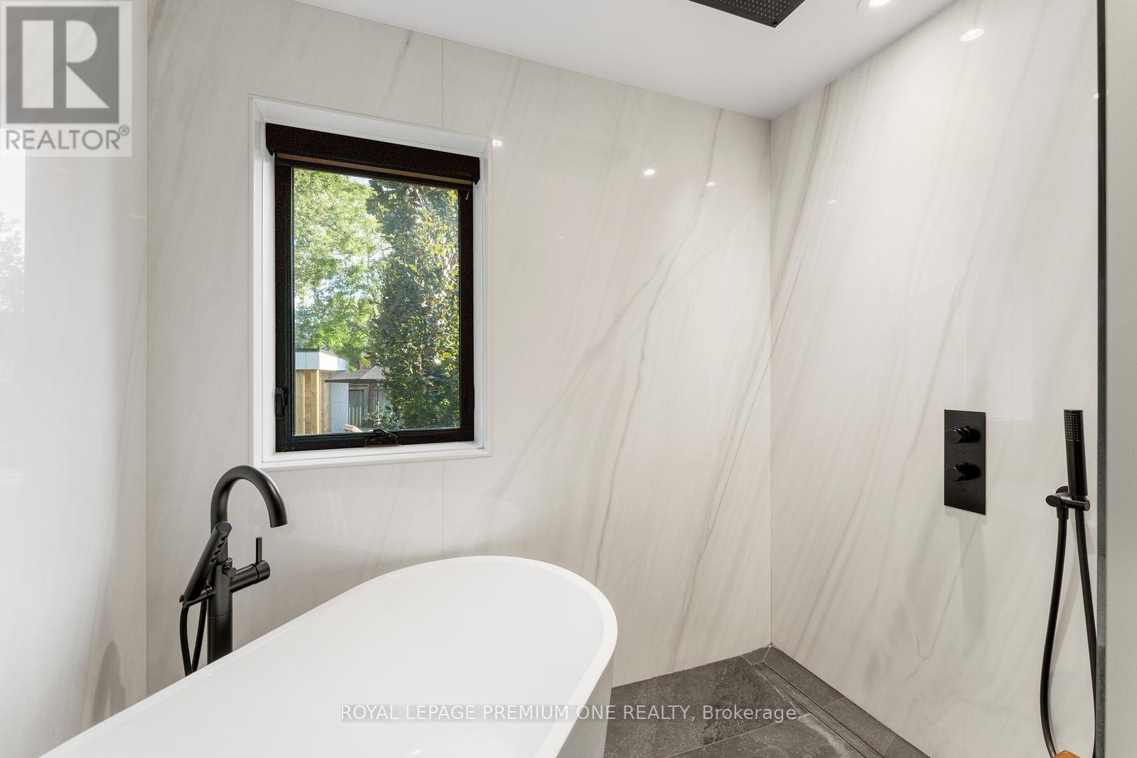 49 Norman Drive, King (King City), Ontario  L7B 1J2 - Photo 31 - N12849098