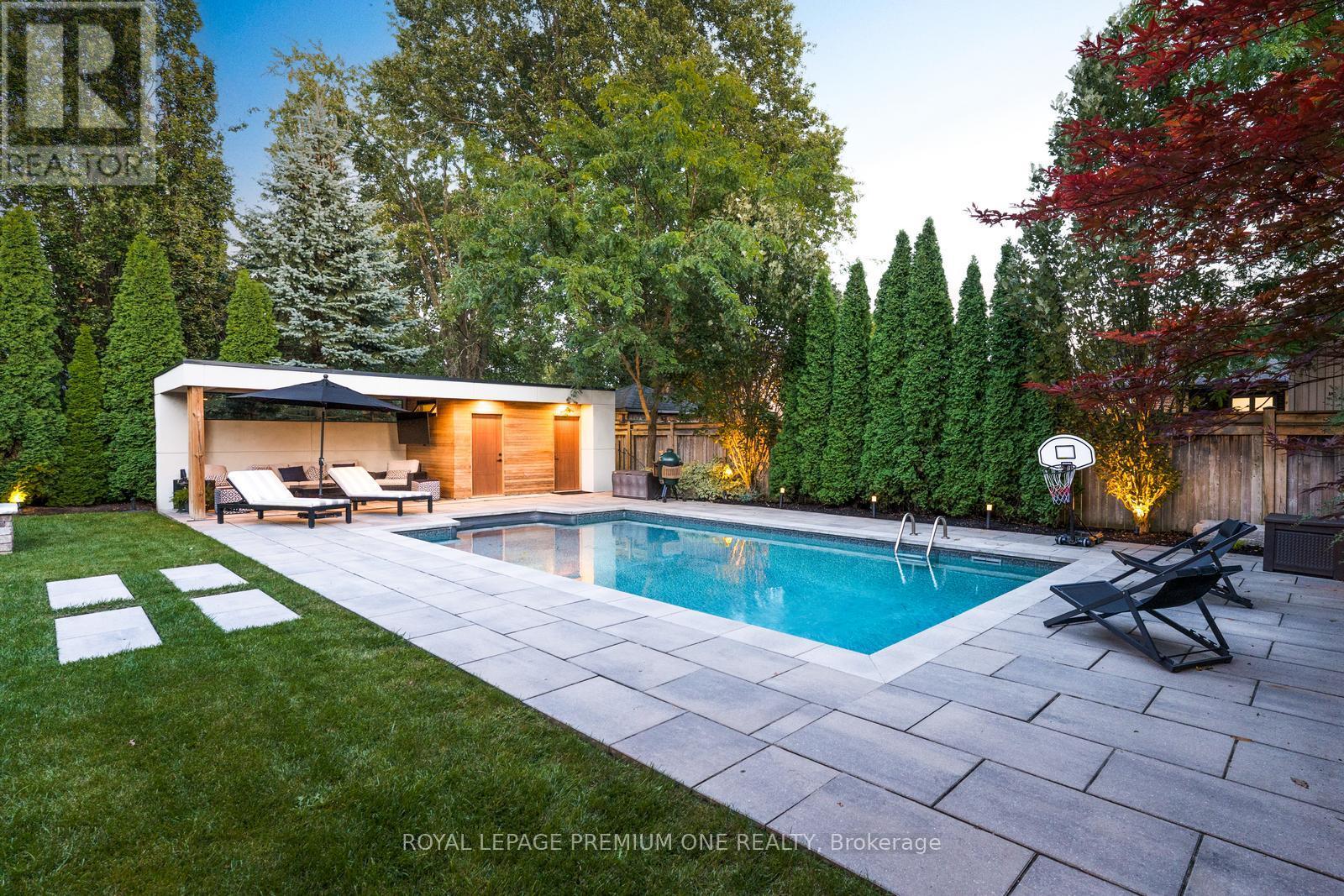 49 Norman Drive, King (King City), Ontario  L7B 1J2 - Photo 4 - N12849098