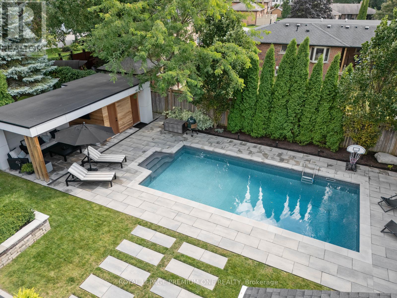 49 Norman Drive, King (King City), Ontario  L7B 1J2 - Photo 47 - N12849098