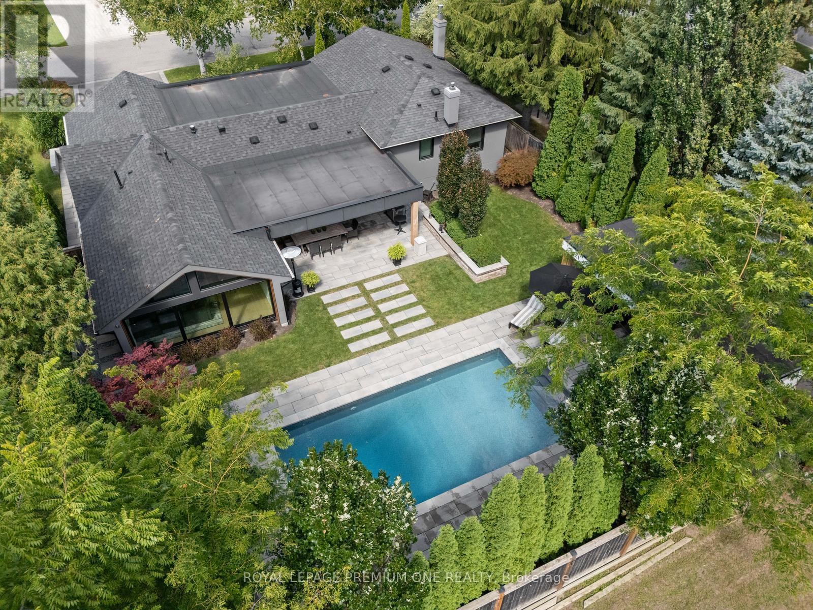 49 Norman Drive, King (King City), Ontario  L7B 1J2 - Photo 48 - N12849098