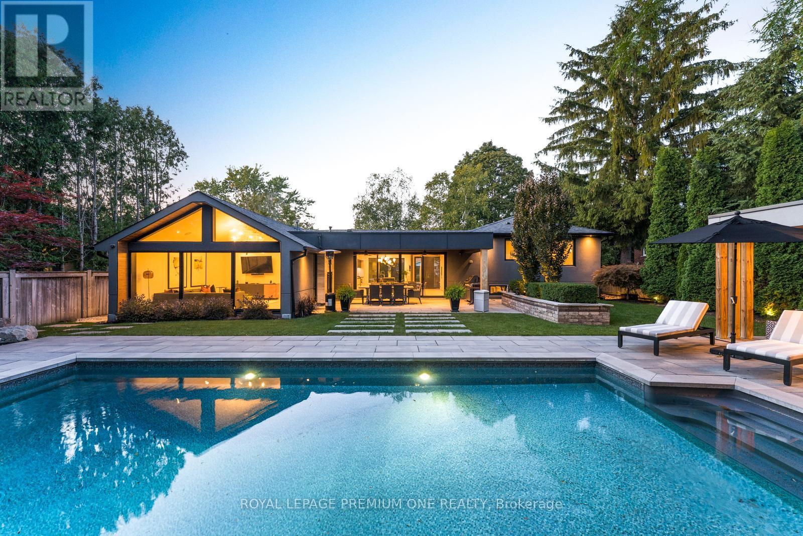 49 Norman Drive, King (King City), Ontario  L7B 1J2 - Photo 5 - N12849098