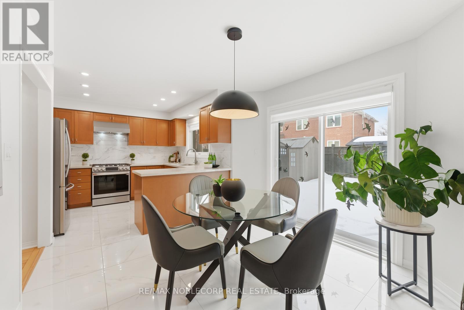 27 Treasure Road, Vaughan (Vellore Village), Ontario  L6A 2Y7 - Photo 20 - N12849106