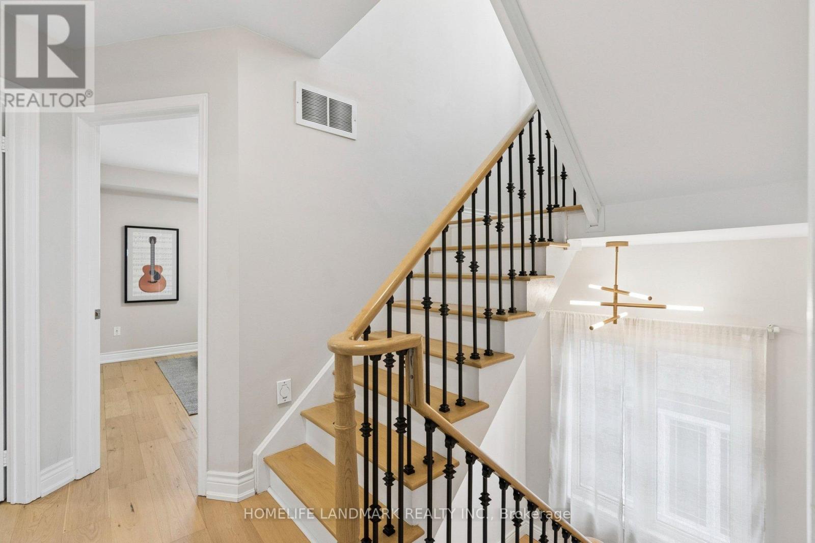 6 Cameo Drive, Richmond Hill, Ontario  L4S 2C3 - Photo 12 - N12849120
