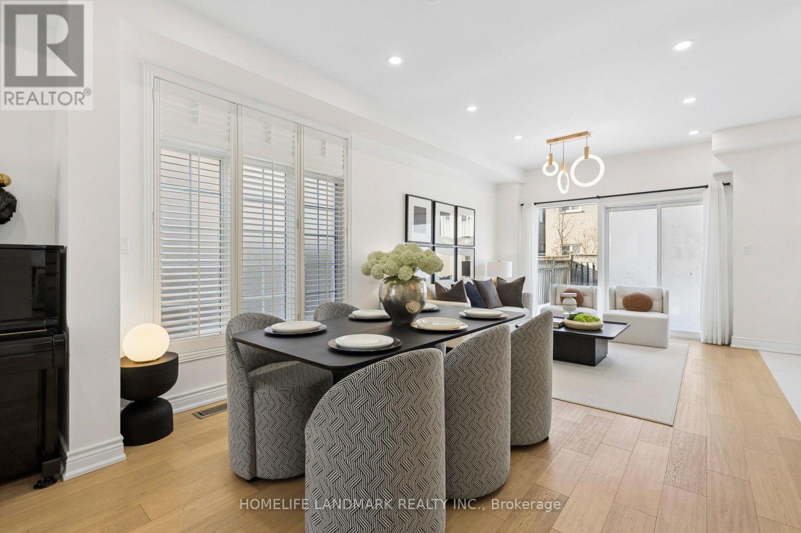 6 Cameo Drive, Richmond Hill, Ontario  L4S 2C3 - Photo 4 - N12849120