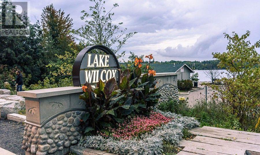 12 Schmeltzer Crescent, Richmond Hill, Ontario  L4E 1A2 - Photo 15 - N12849164