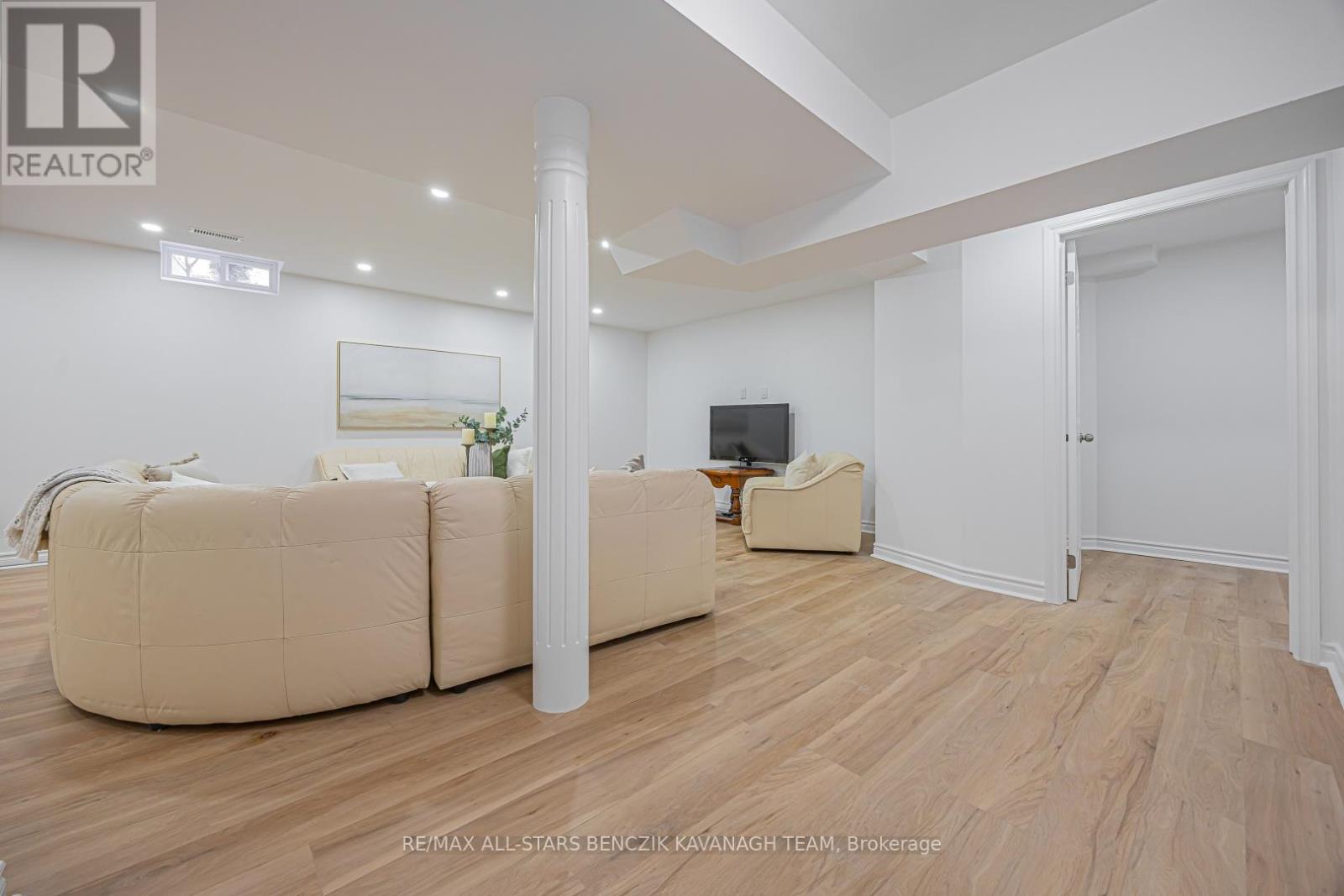 57 Highglen Avenue, Markham, Ontario  L3R 8R1 - Photo 26 - N12849212