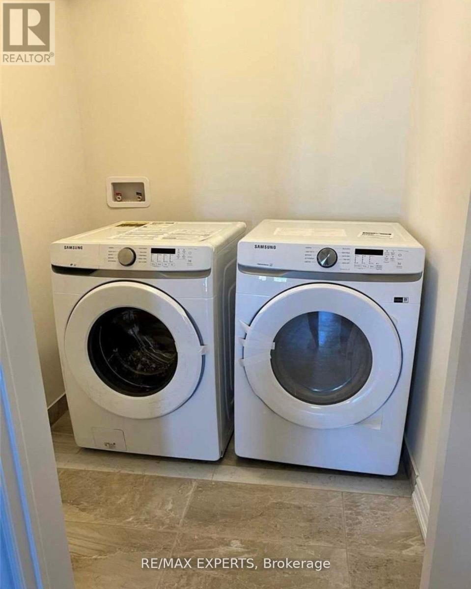 33 Bannister Road, Barrie, Ontario  L9J 0L5 - Photo 10 - S12849220