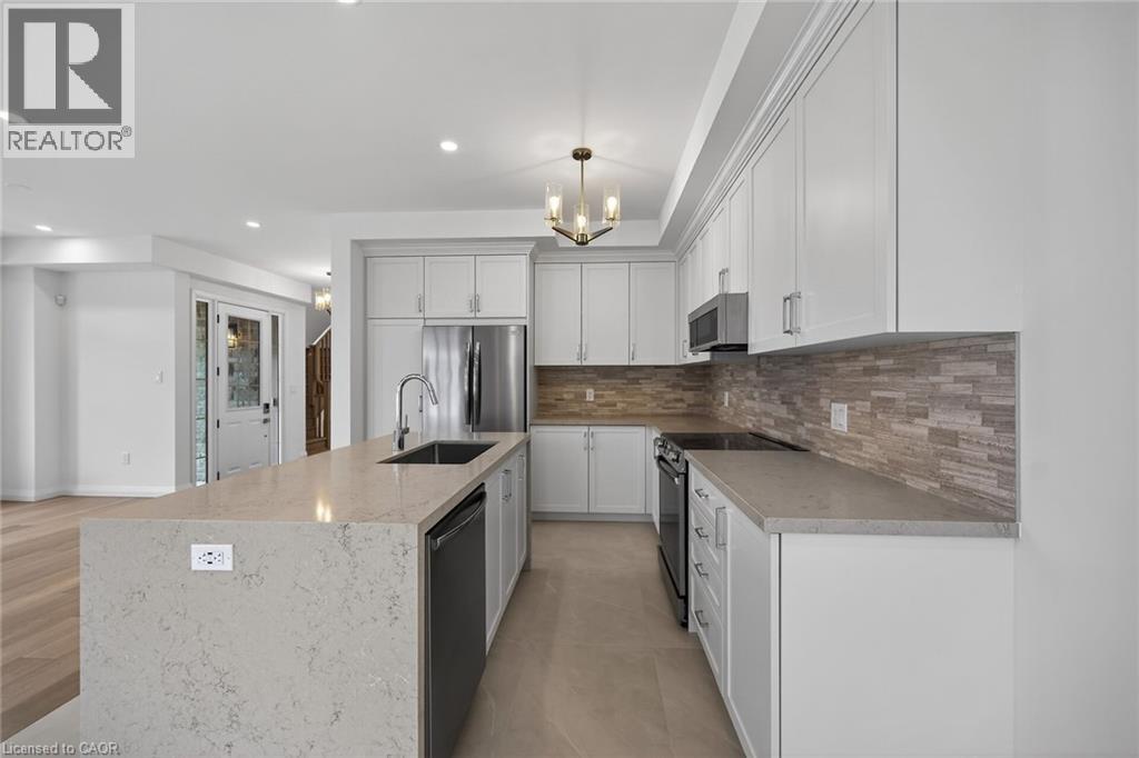 43 Shady Oaks Trail, Hamilton, Ontario  L9B 0E9 - Photo 12 - 40809879