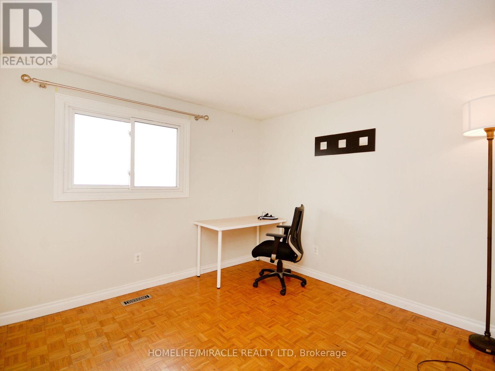 Main - 2335 Council Ring Road, Mississauga, Ontario  L5L 1B9 - Photo 31 - W12849136