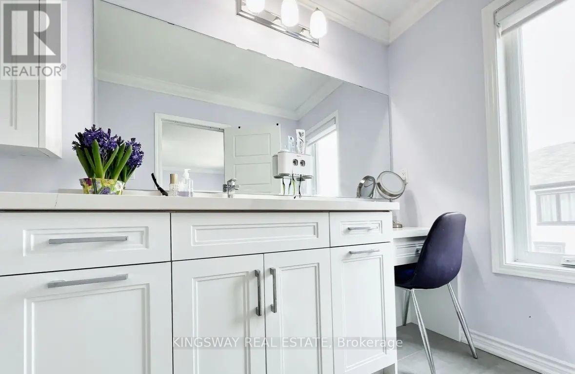 975 Whitlock Avenue, Milton (Cb Cobban), Ontario  L9E 1S9 - Photo 16 - W12849184