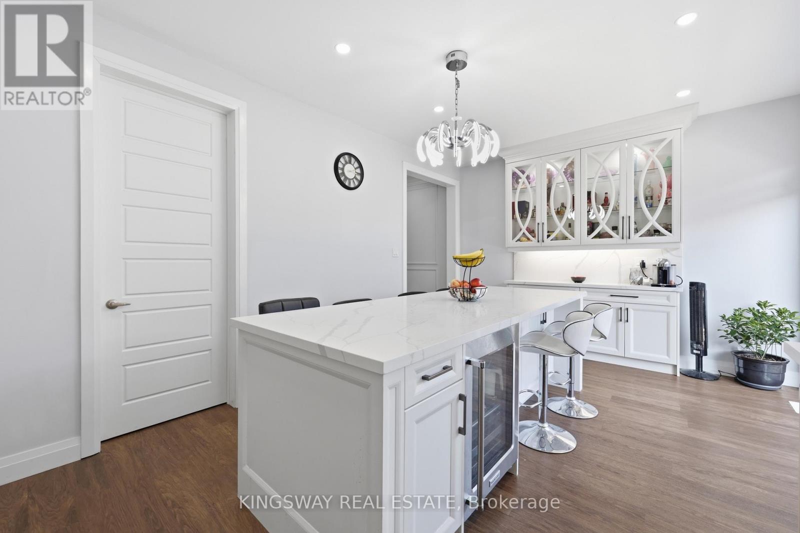 975 Whitlock Avenue, Milton (Cb Cobban), Ontario  L9E 1S9 - Photo 25 - W12849184