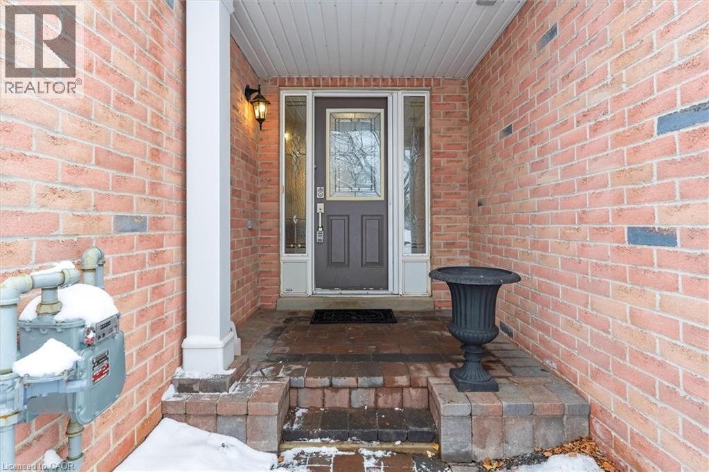 2511 Boros Road Unit# 35, Burlington, Ontario  L7M 5B2 - Photo 3 - 40807290