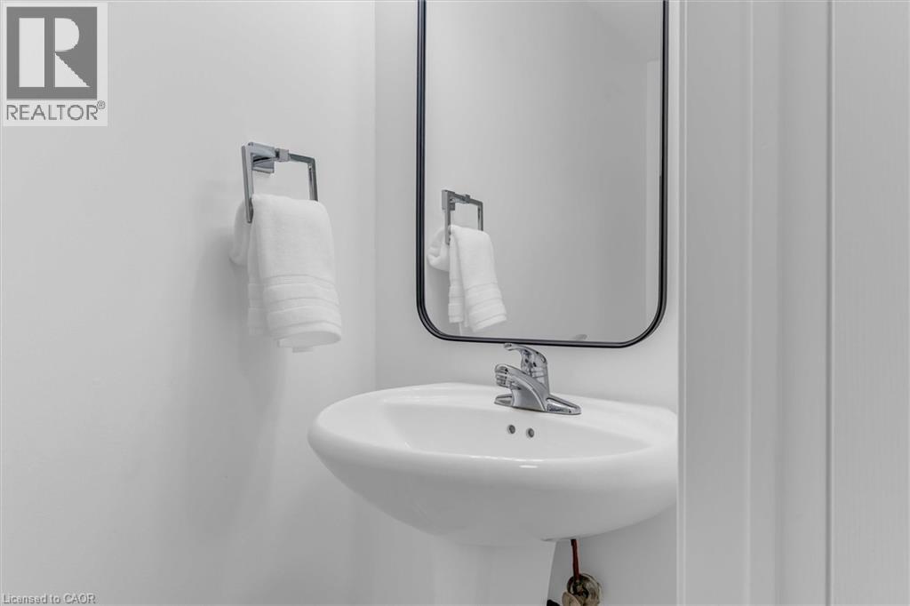 2511 Boros Road Unit# 35, Burlington, Ontario  L7M 5B2 - Photo 7 - 40807290