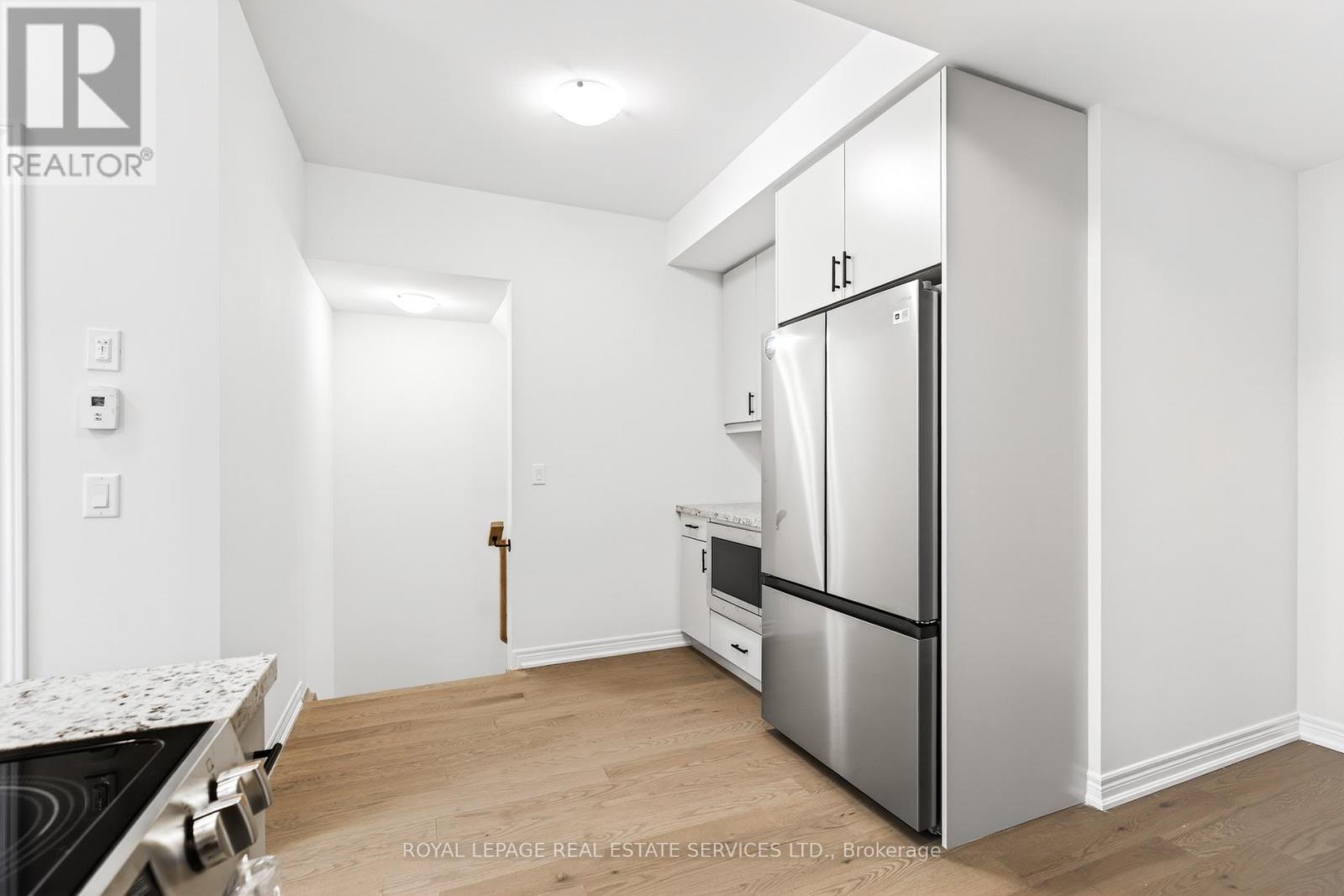 Unit 2 - 3211 Sixth Line, Oakville, Ontario  L6H 0V8 - Photo 10 - W12849188