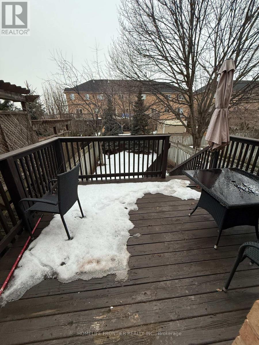 2494 Gill Crescent, Oakville, Ontario  L6H 6P4 - Photo 13 - W12849192