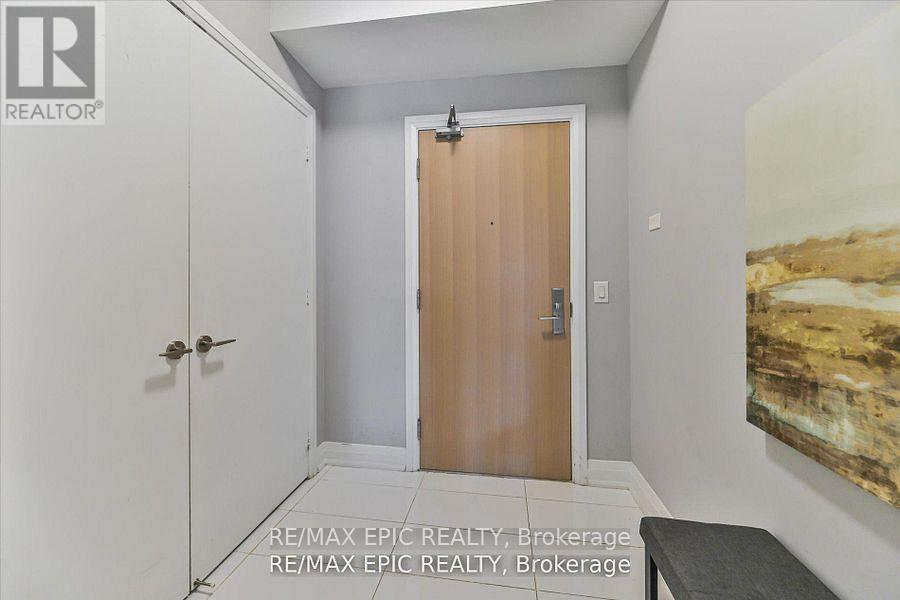 204 - 16 Mcadam Avenue, Toronto, Ontario  M6A 0B9 - Photo 5 - W12849208