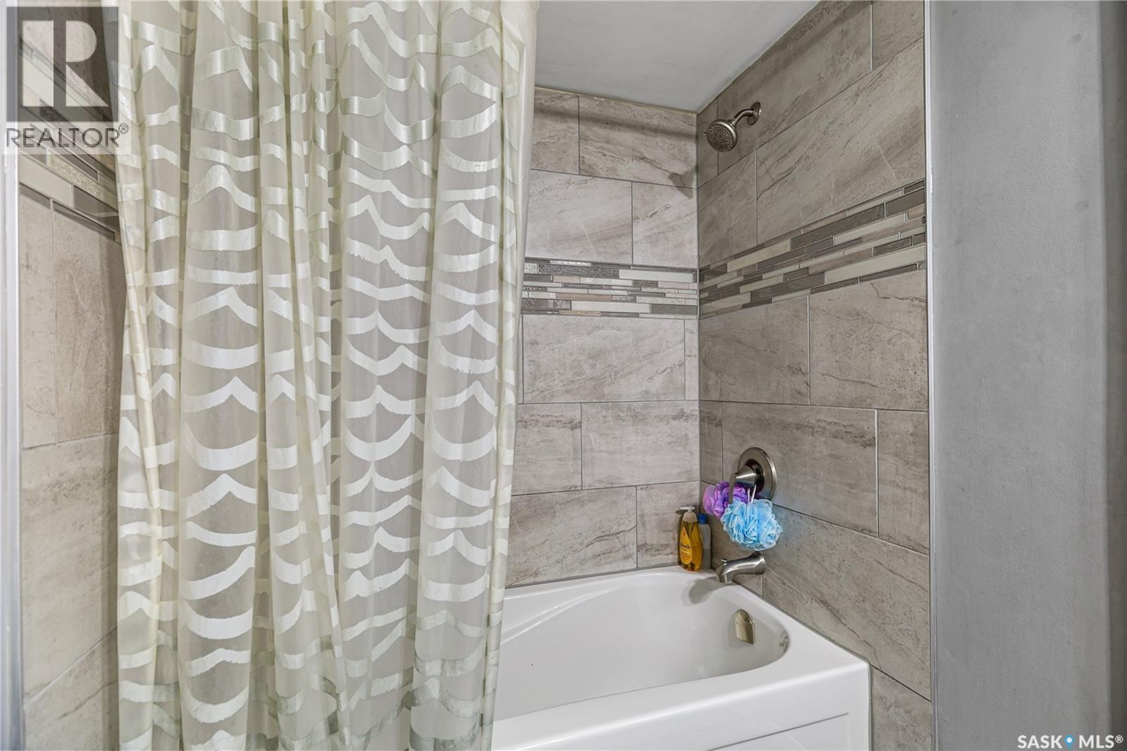 67 Rodenbush Drive, Regina, Saskatchewan  S4R 8C7 - Photo 19 - SK029774