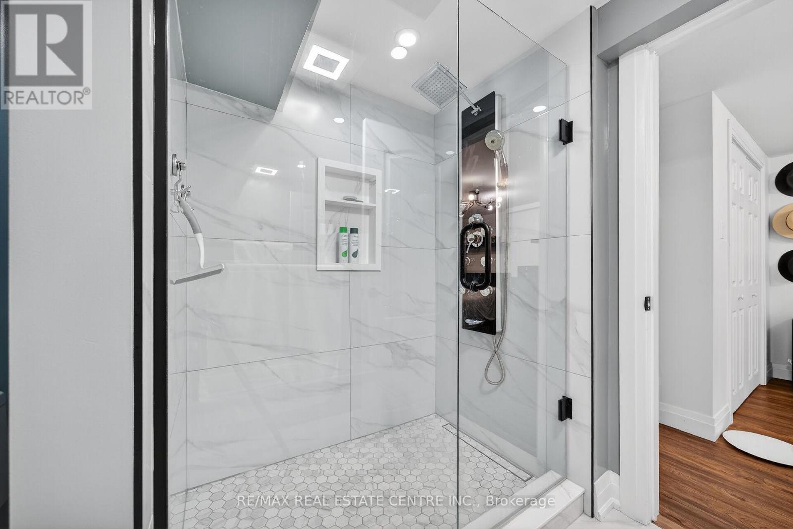 33 Glen Vista Drive, Hamilton (Red Hill), Ontario  L8K 5V5 - Photo 35 - X12849216