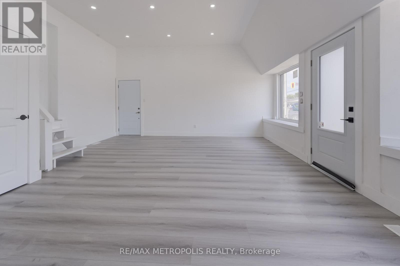 161 Kenilworth Avenue N, Hamilton, Ontario  L8H 4R9 - Photo 14 - X12849232