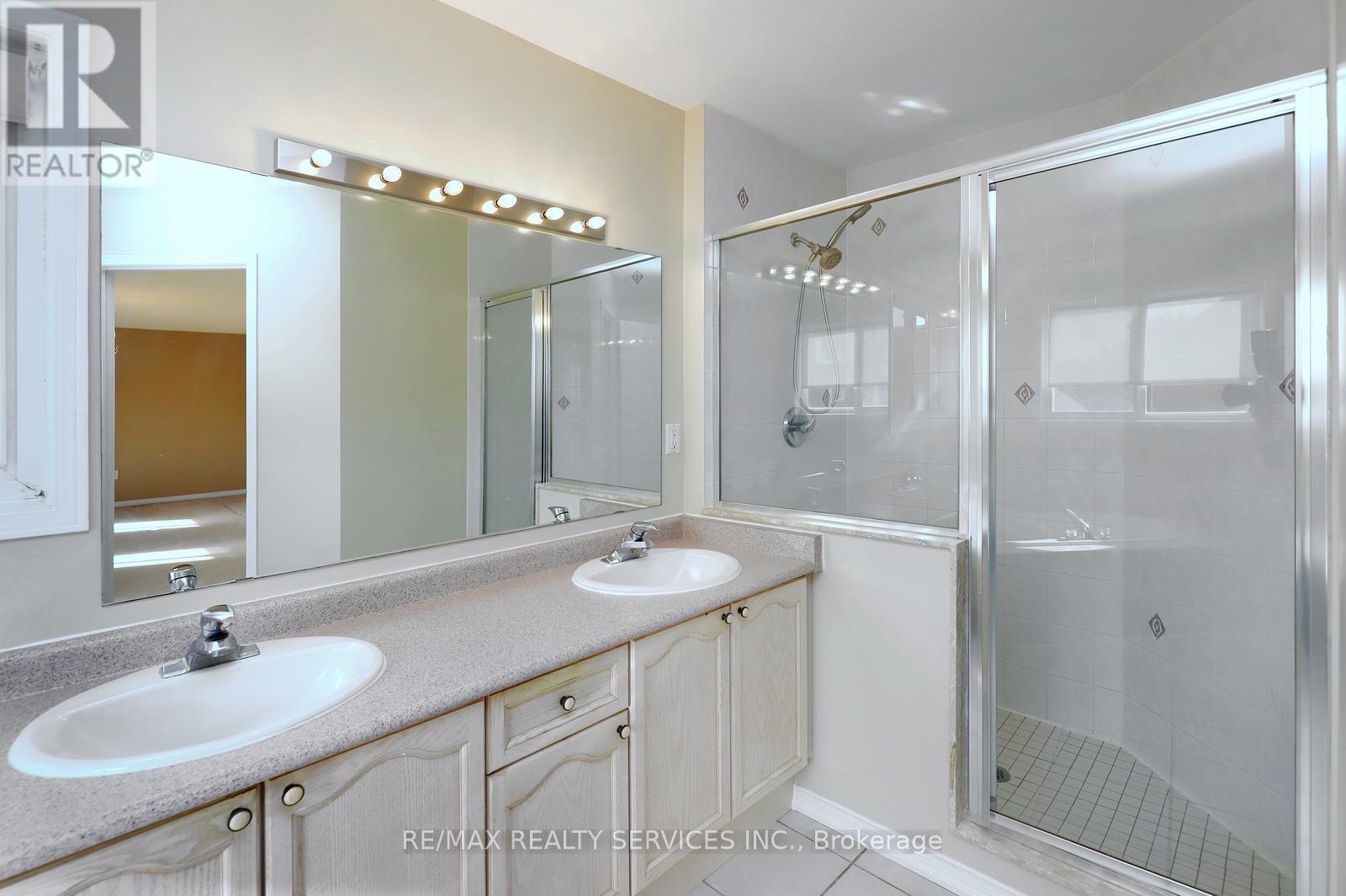 17 Ballantyne Drive, Ajax, Ontario  L1T 4H6 - Photo 21 - E12846846