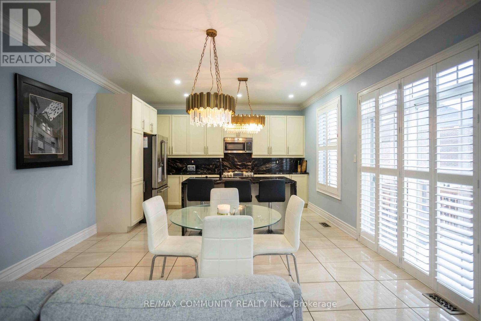 74 Stannardville Drive N, Ajax, Ontario  L1T 0M4 - Photo 12 - E12848866