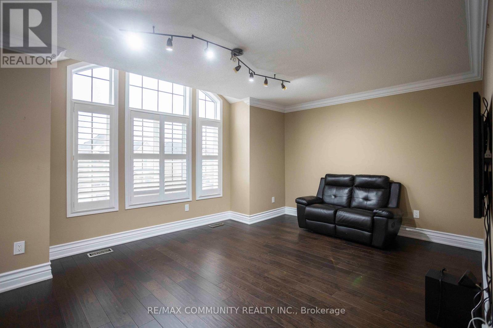 74 Stannardville Drive N, Ajax, Ontario  L1T 0M4 - Photo 45 - E12848866