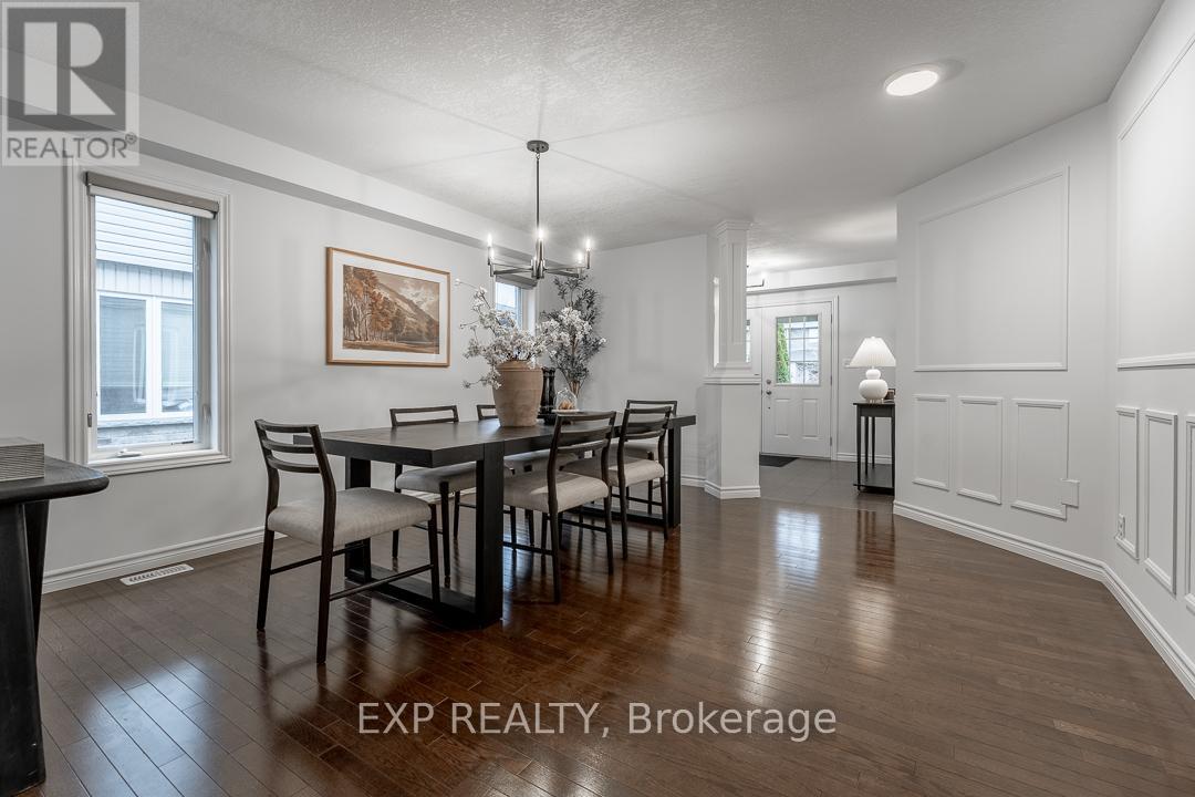 Photo 7 of 49 for 919 Foxcreek Road