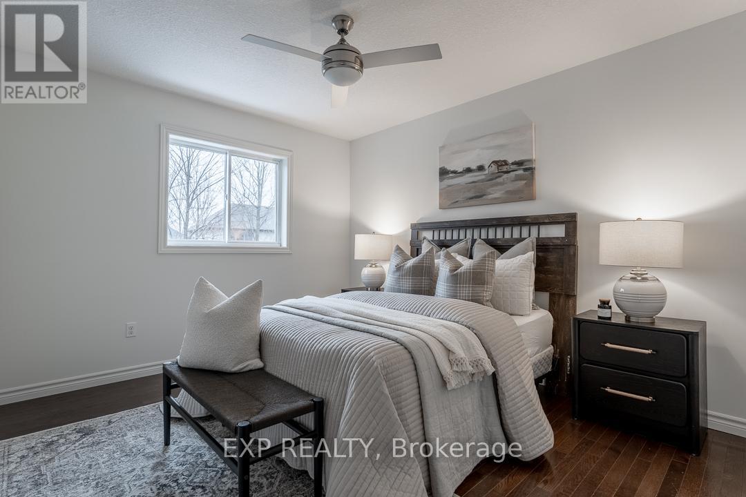 919 Foxcreek Road, London North, Ontario  N6G 0H1 - Photo 28 - X12720738