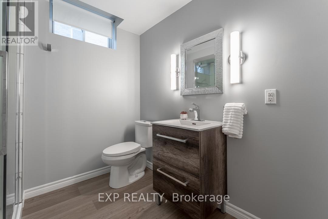 919 Foxcreek Road, London North, Ontario  N6G 0H1 - Photo 40 - X12720738